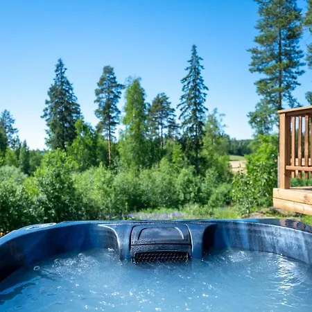 Himoskuutio 3 Inc Outdoor Jacuzzi